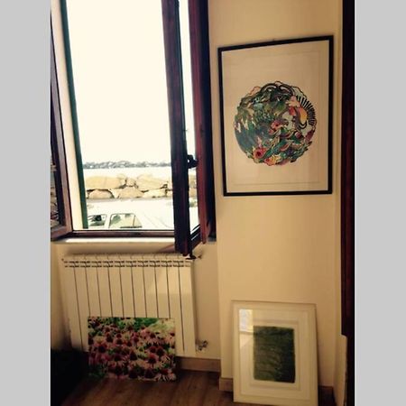 Bilocale Fronte Mare Apartment Marina Di Pisa Bagian luar foto